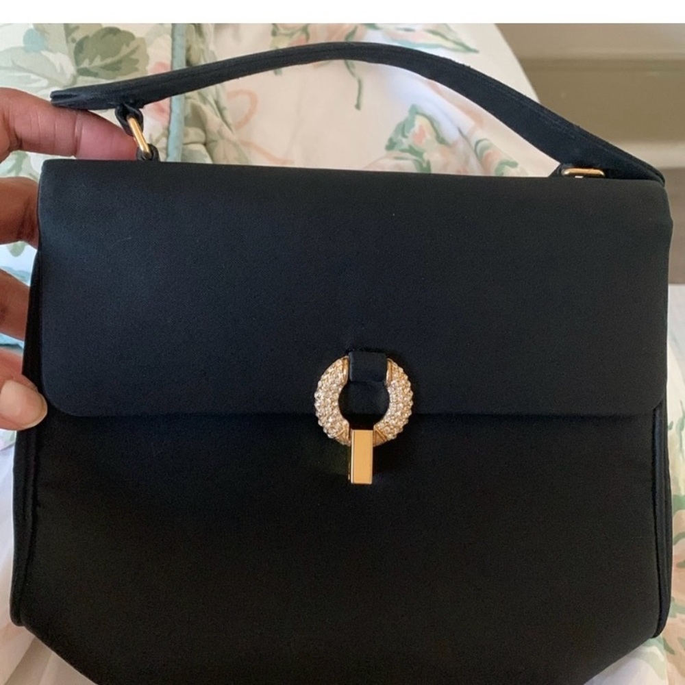 NWOT Bienen Davis Saturn black bag with gold pouch